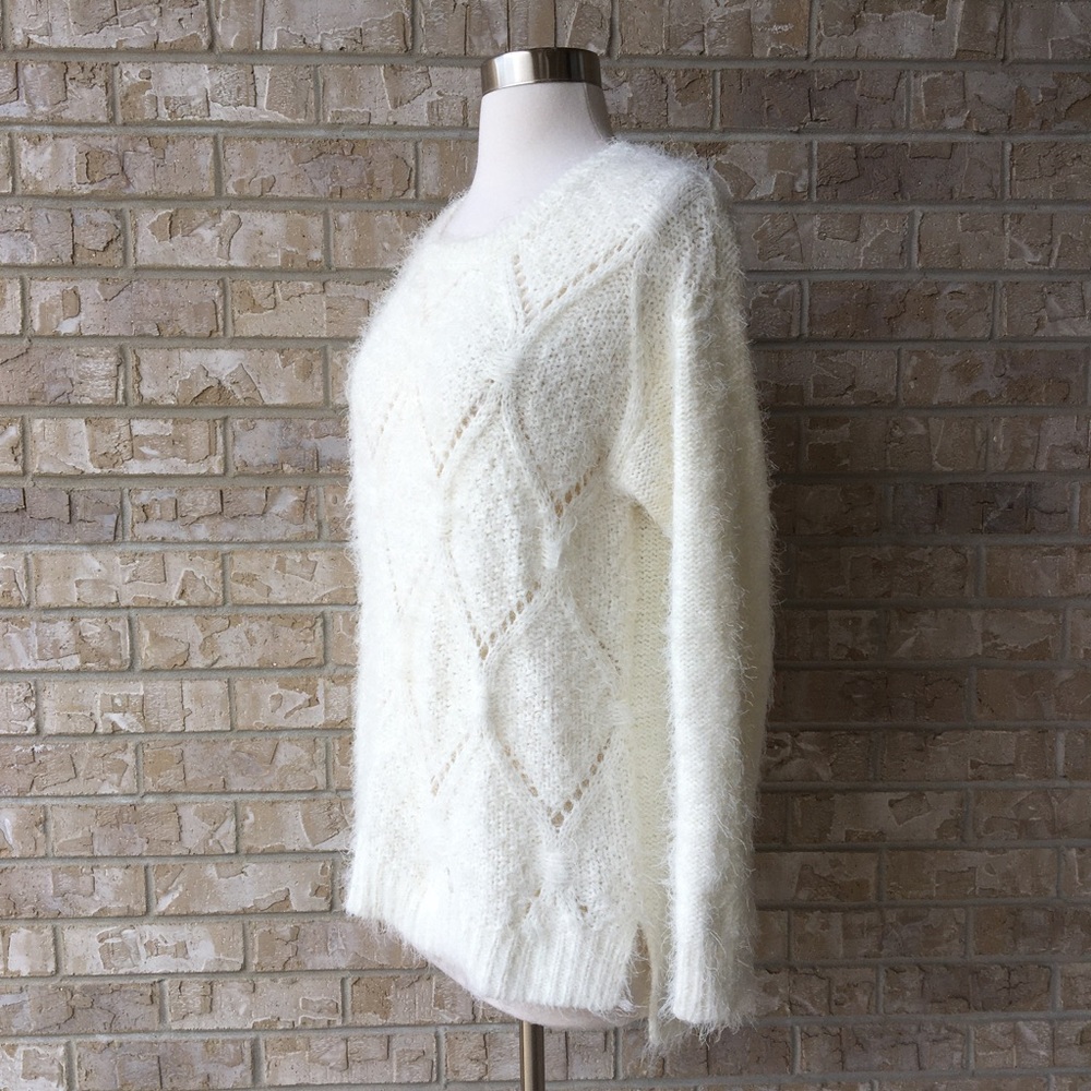 Relativity Knit Crew Neck Sweater Size M 🌸 - Picture 3 of 8